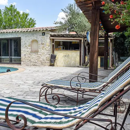 Mas Des Oliviers, Piscine, Tennis & Petanque *