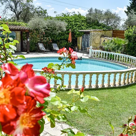Mas Des Oliviers, Piscine, Tennis & Petanque